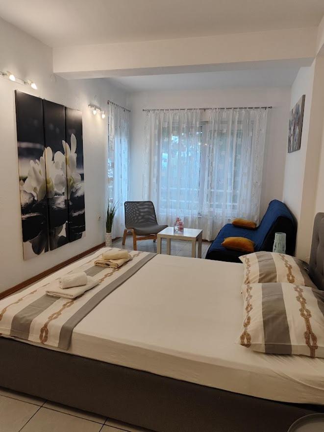 Nemira Beach Apartments Omiš Extérieur photo